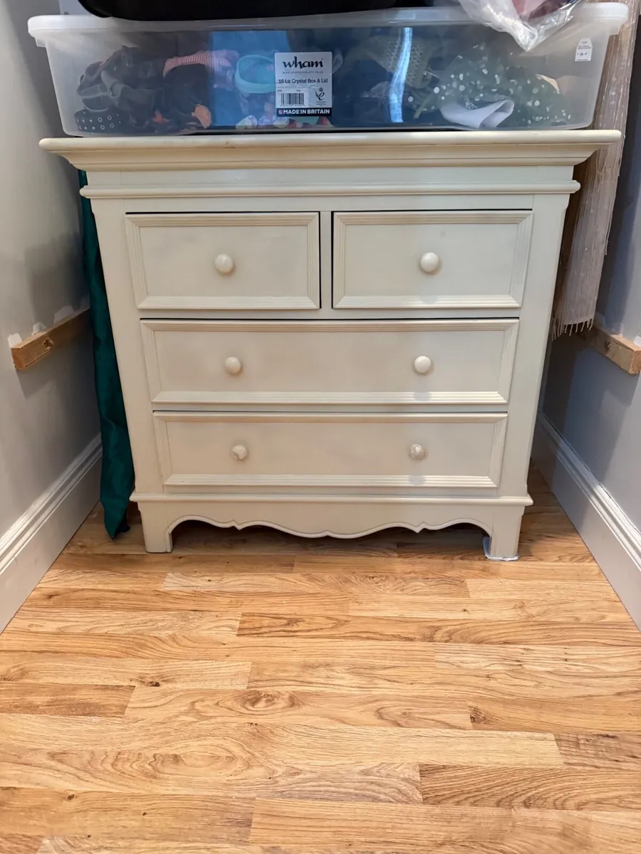 French style chest of drawers - Image 3