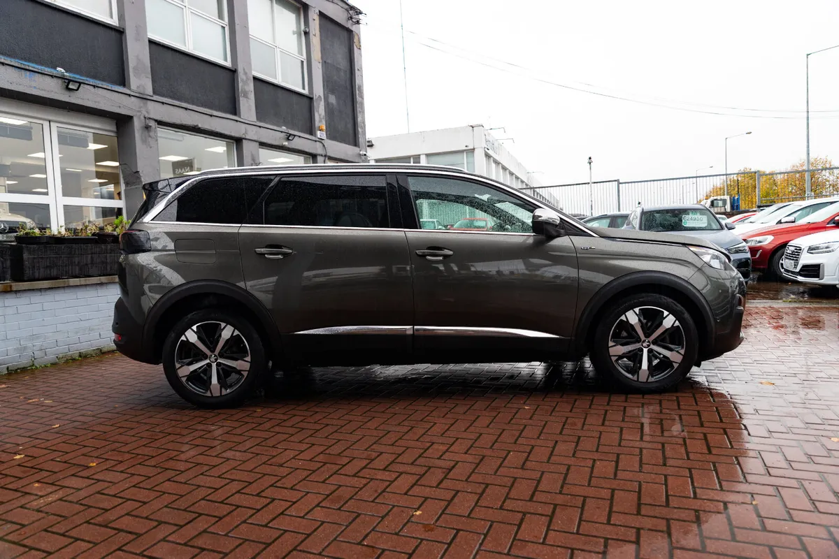 PEUGEOT 5008 2.0HDI GT LINE 7 SEATER  AUTOMATIC // - Image 2