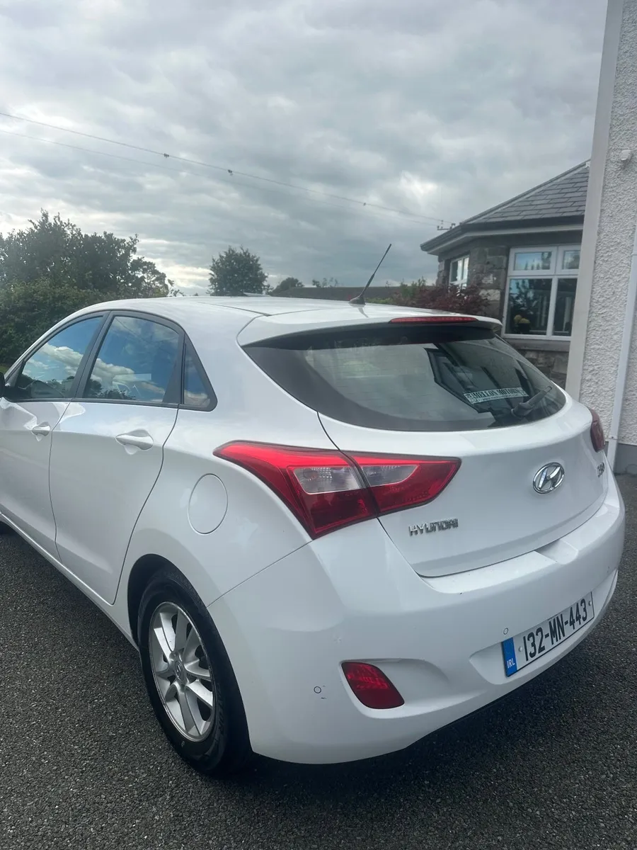 Hyundai i30 2013 - Image 2