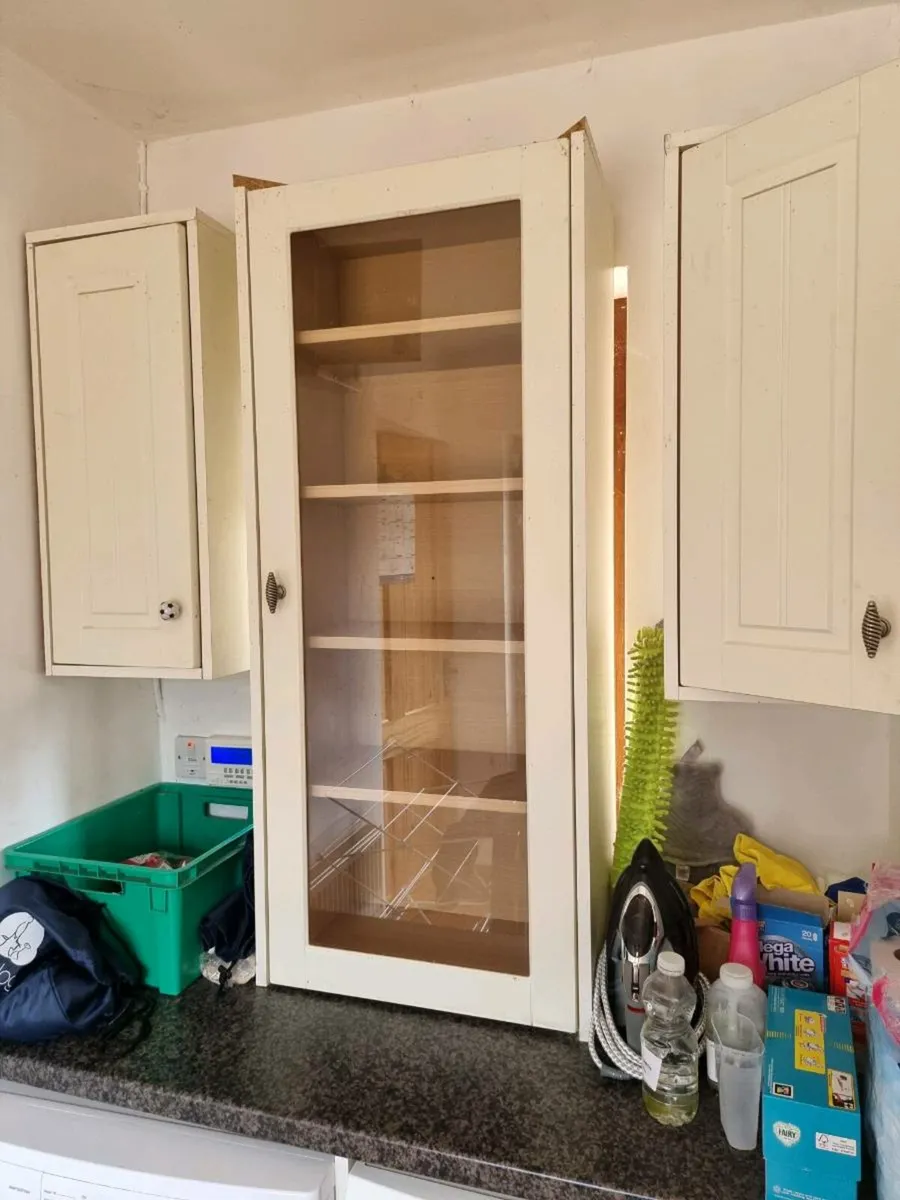 Fitted Kitchen - Image 2
