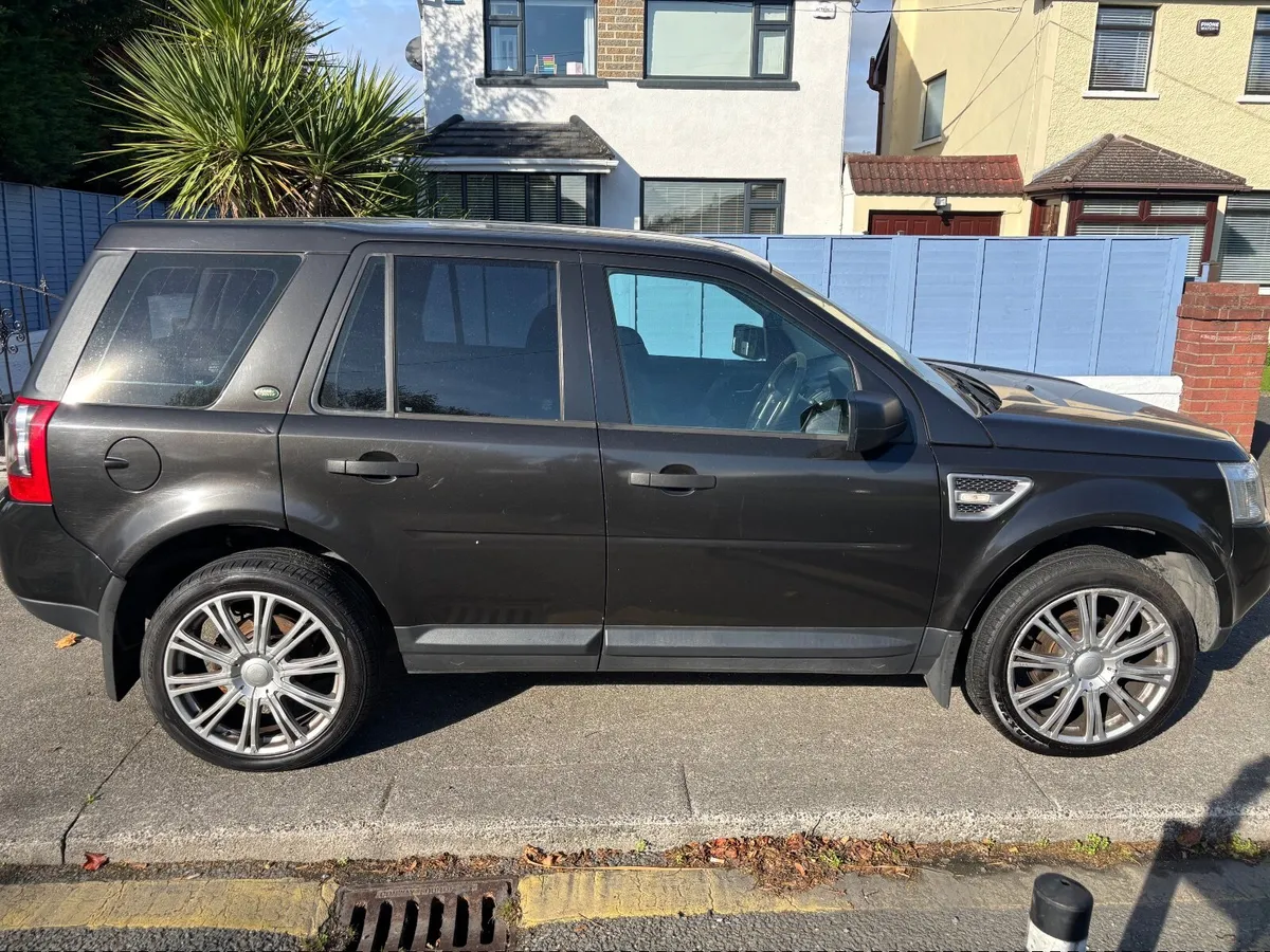 Land Rover Freelander 2010 - Image 4