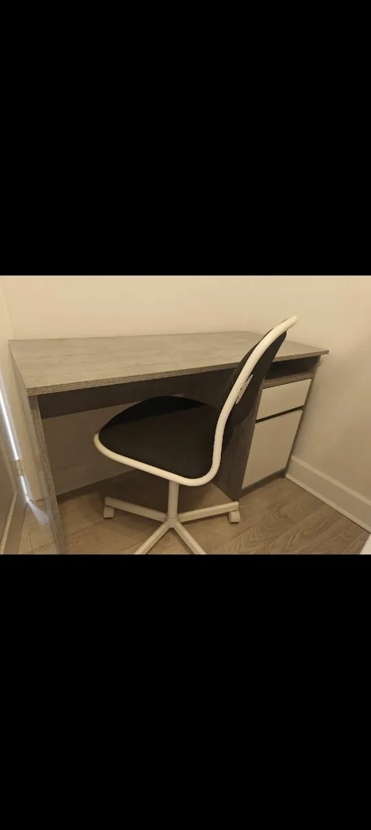 Desk - Image 1