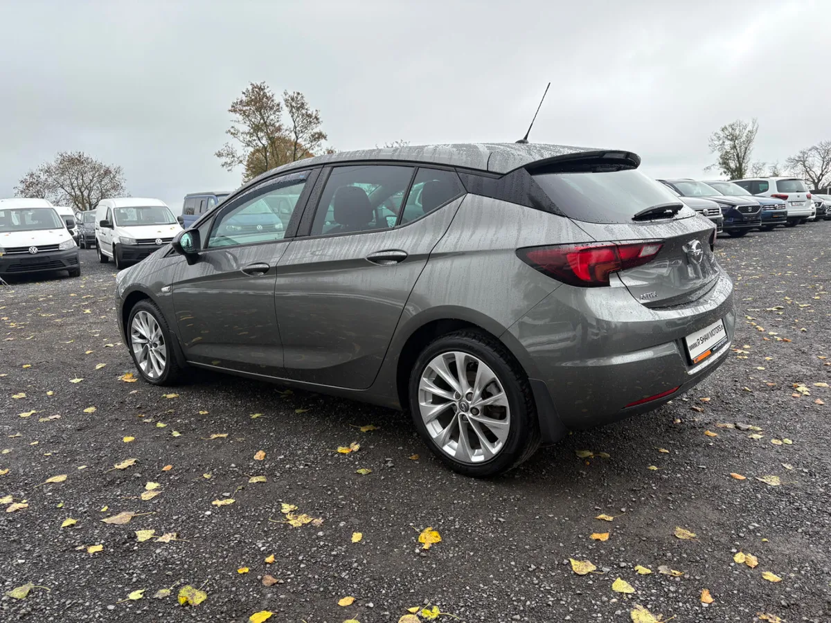 Opel Astra - Image 3