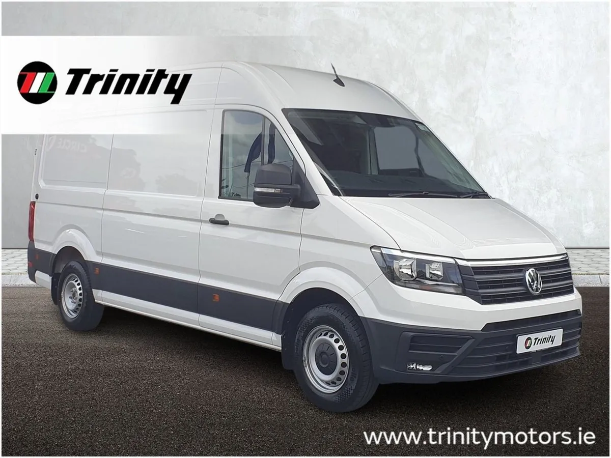 Volkswagen Crafter 2.0 TDI 140 BHP MWB Showroom C - Image 1