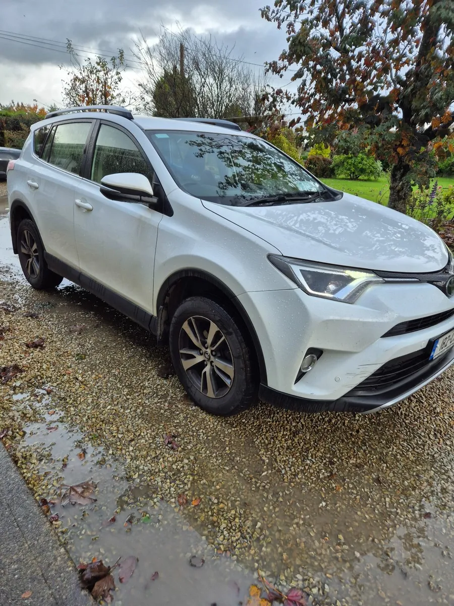 Toyota RAV4 2018 - Image 4