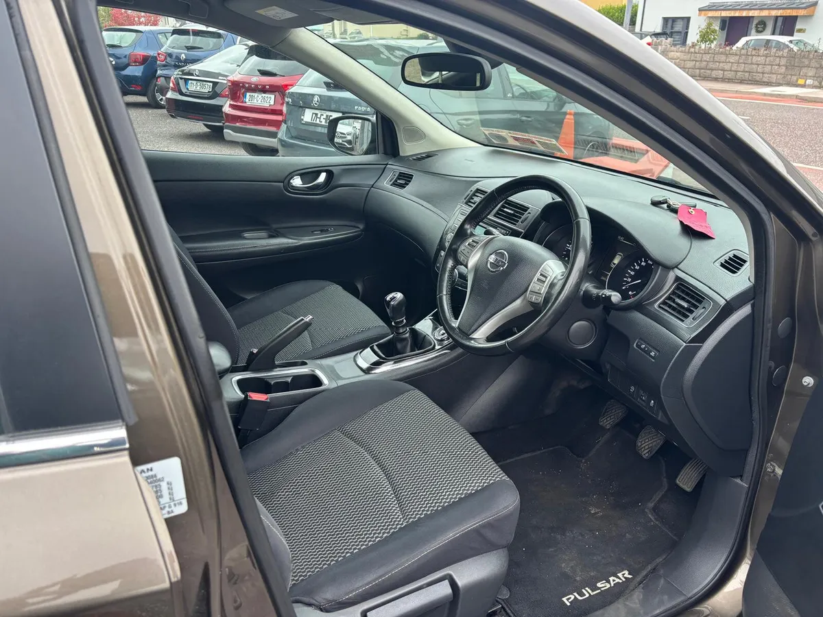 Nissan Pulsar 2015  1.5 DCI  LOW  ROAD TAX - Image 4