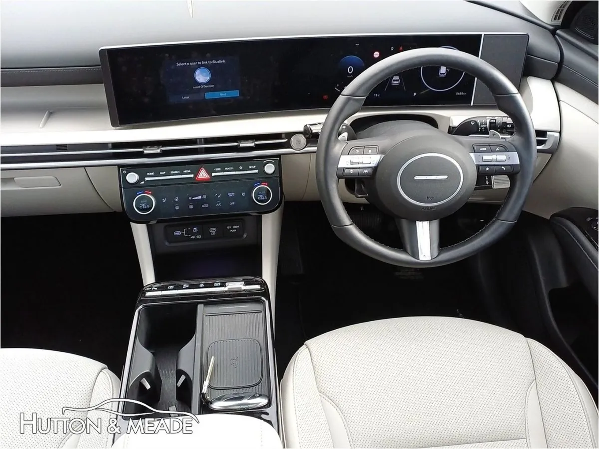 Hyundai Tucson Platinum Phev 1.6 Petrol 5dr - Image 4