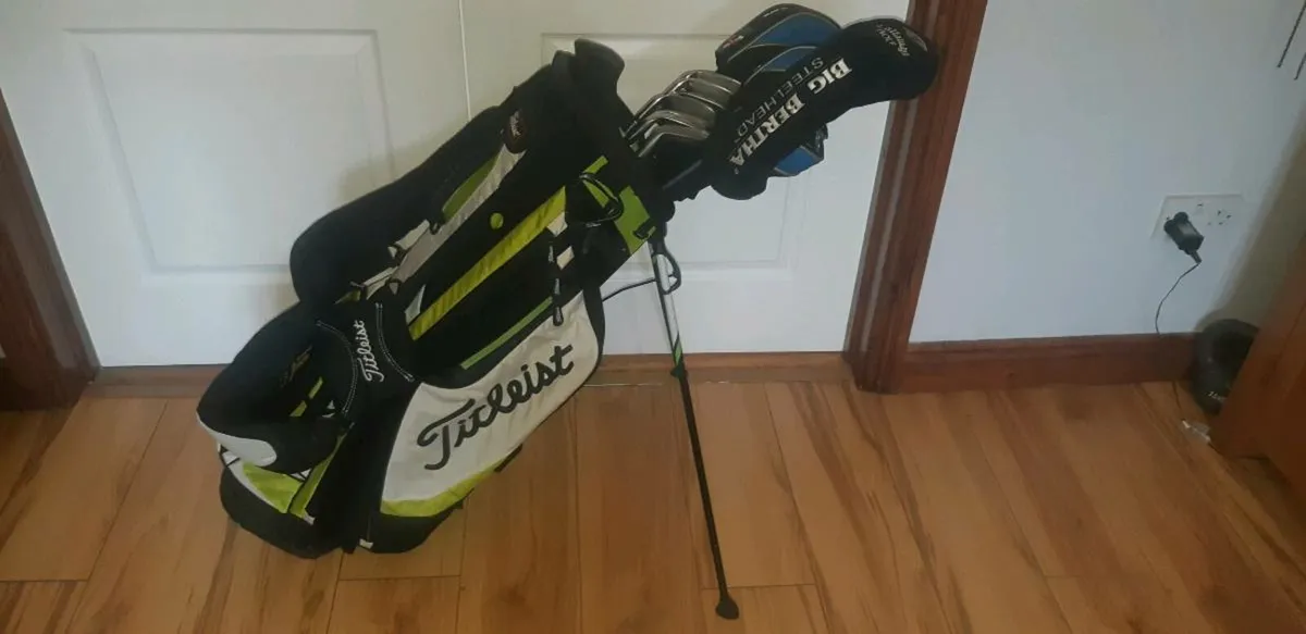 Starter Golf Club Set Great Condition New Putter - Image 1
