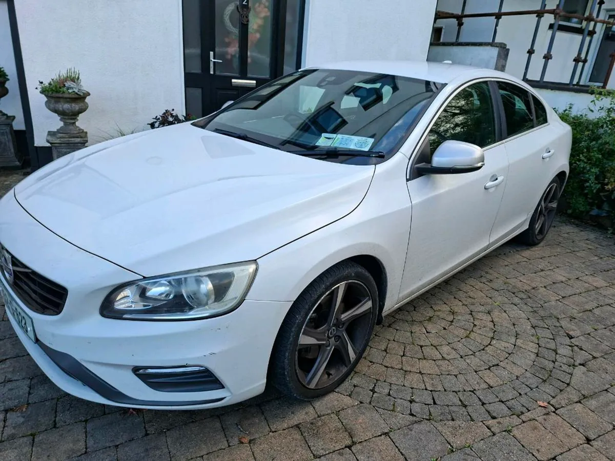 Volvo S60 D4 R-Design 2L Diesel 6 Gear Manual - Image 3
