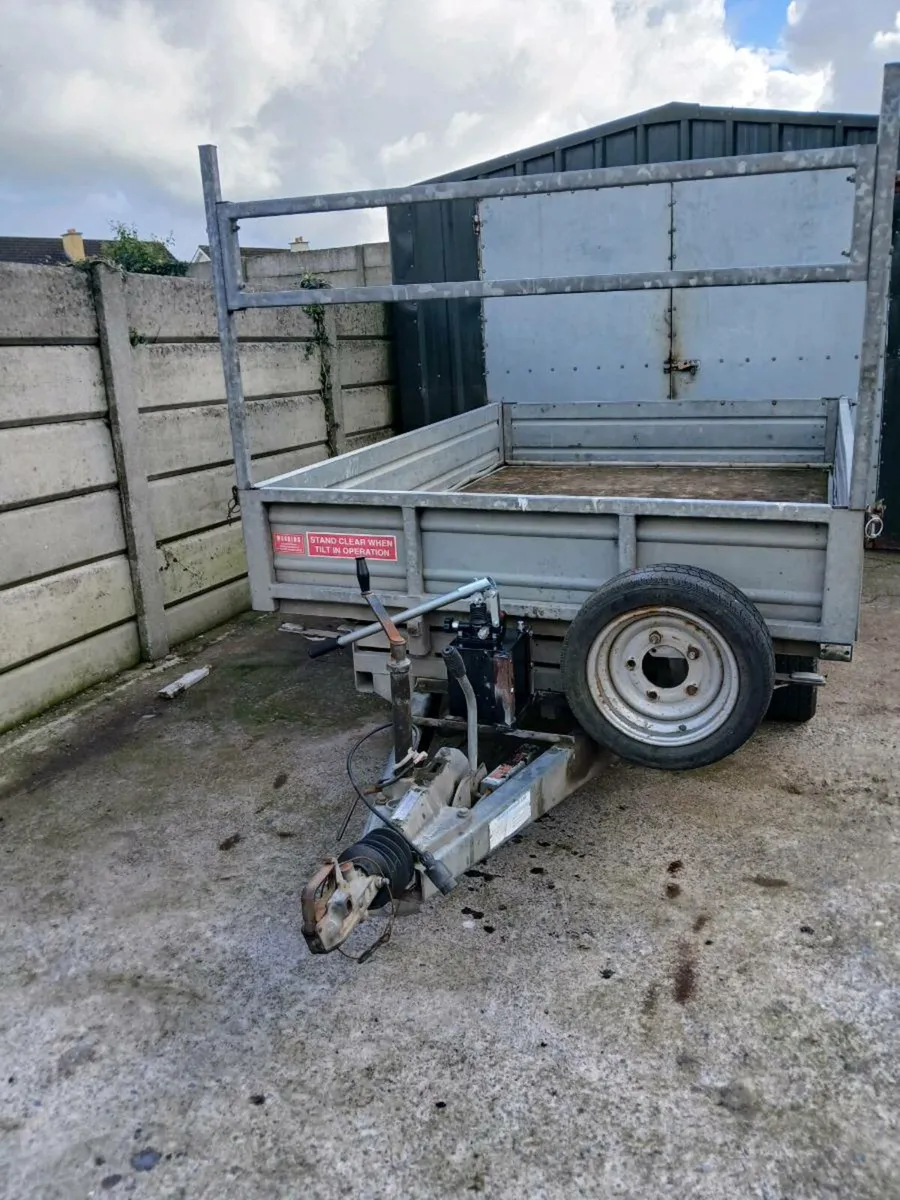 indespension tipper trailer 8ft by 5ft - Image 3