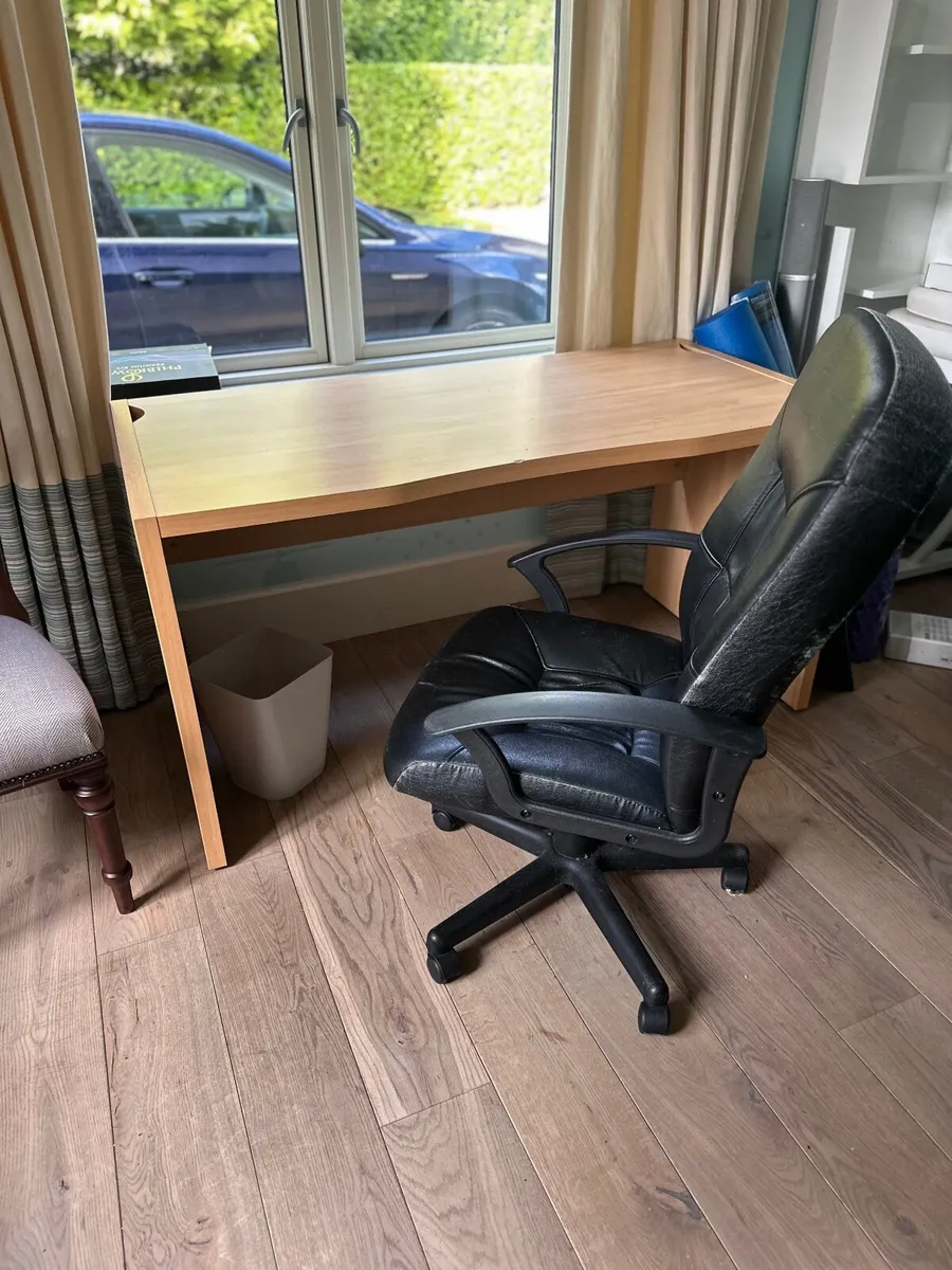 Office desk & chair - Image 2