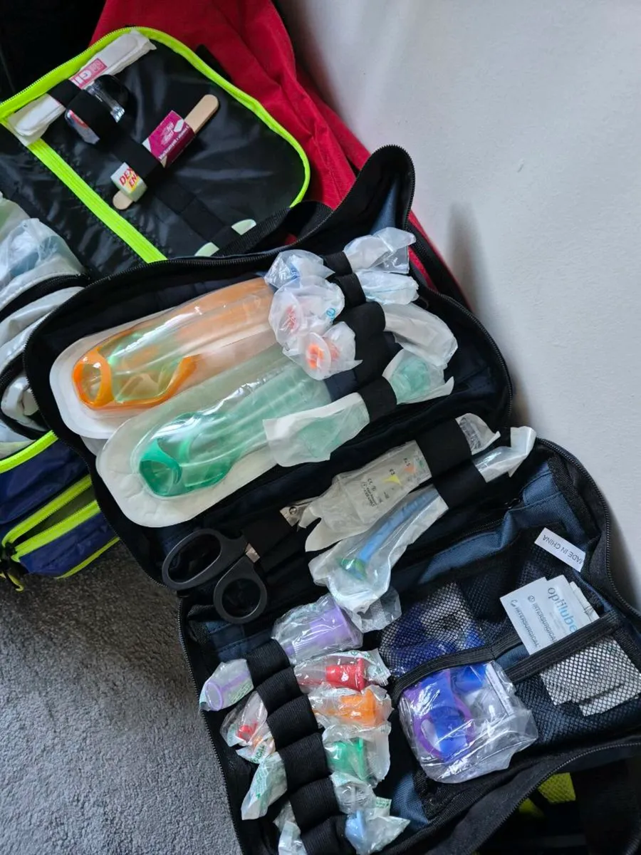 Medical/First Aid Bags/Equipment - Image 2