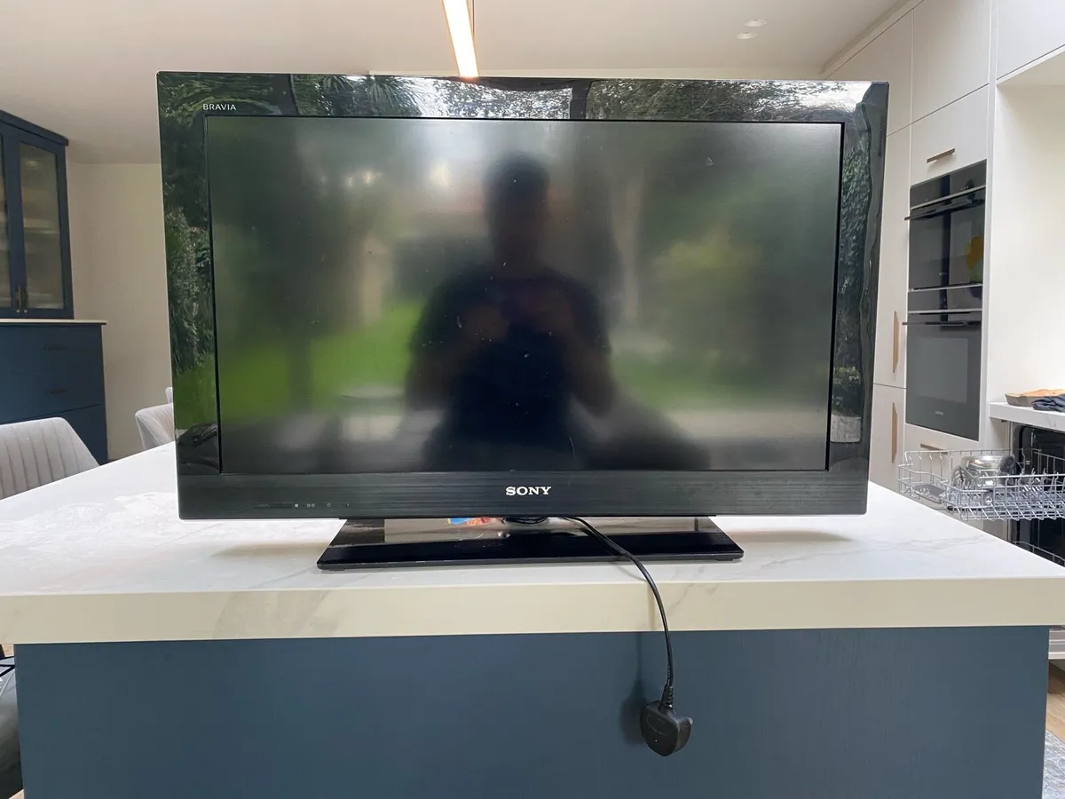 Sony 32 inch TV - Image 1