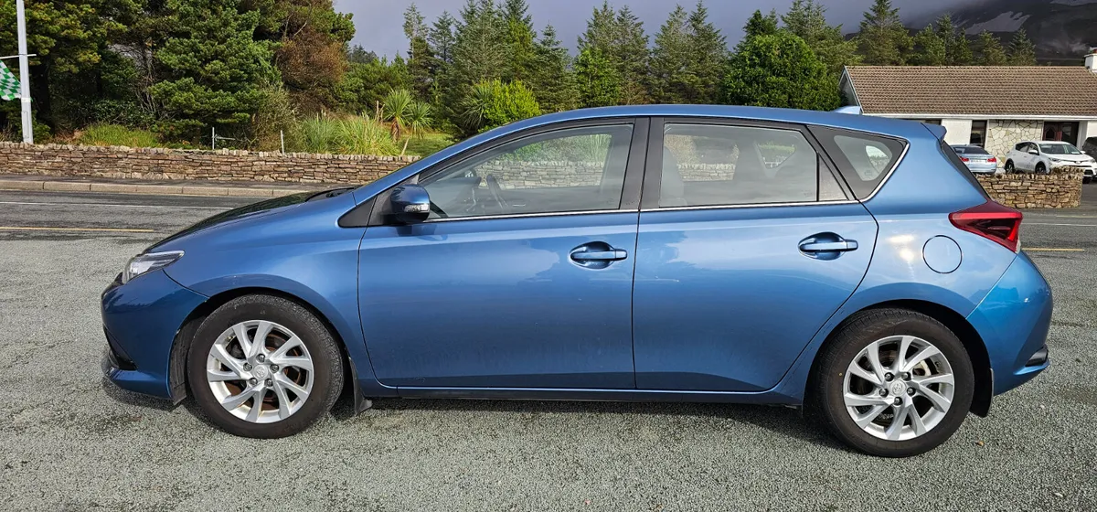 Toyota Auris 1.6 D-4D Luna 2016 - Image 3