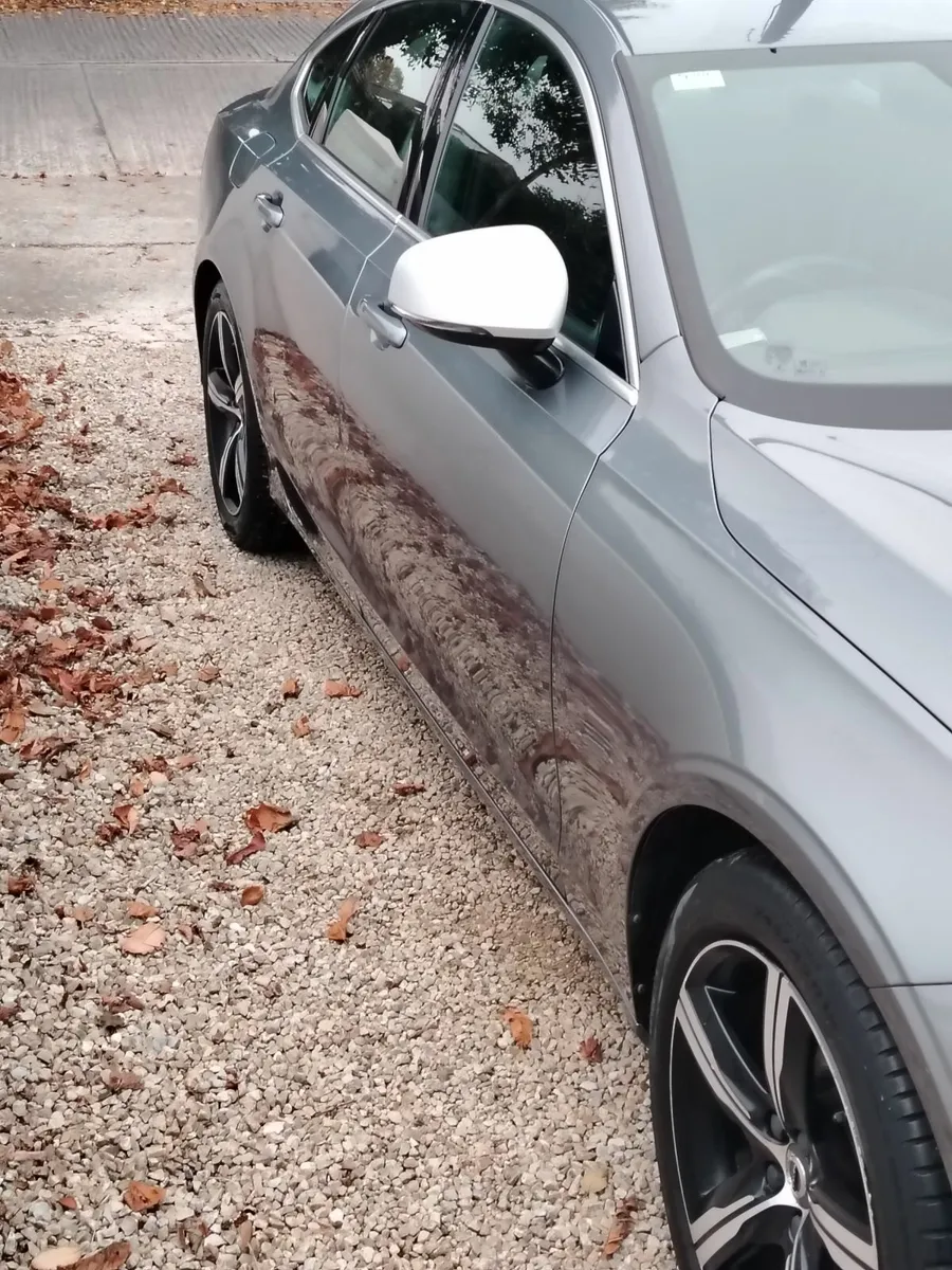 Volvo S90 D4 R-Design 2018 - Image 3