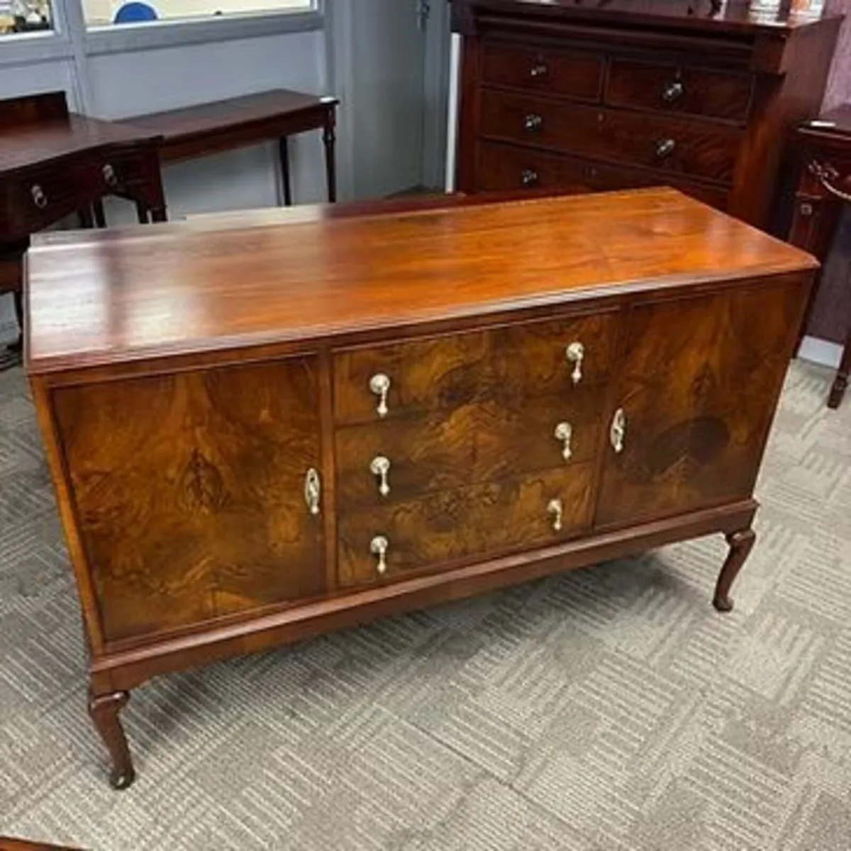 Stunning Vintage regency style walnut burr sideboa
