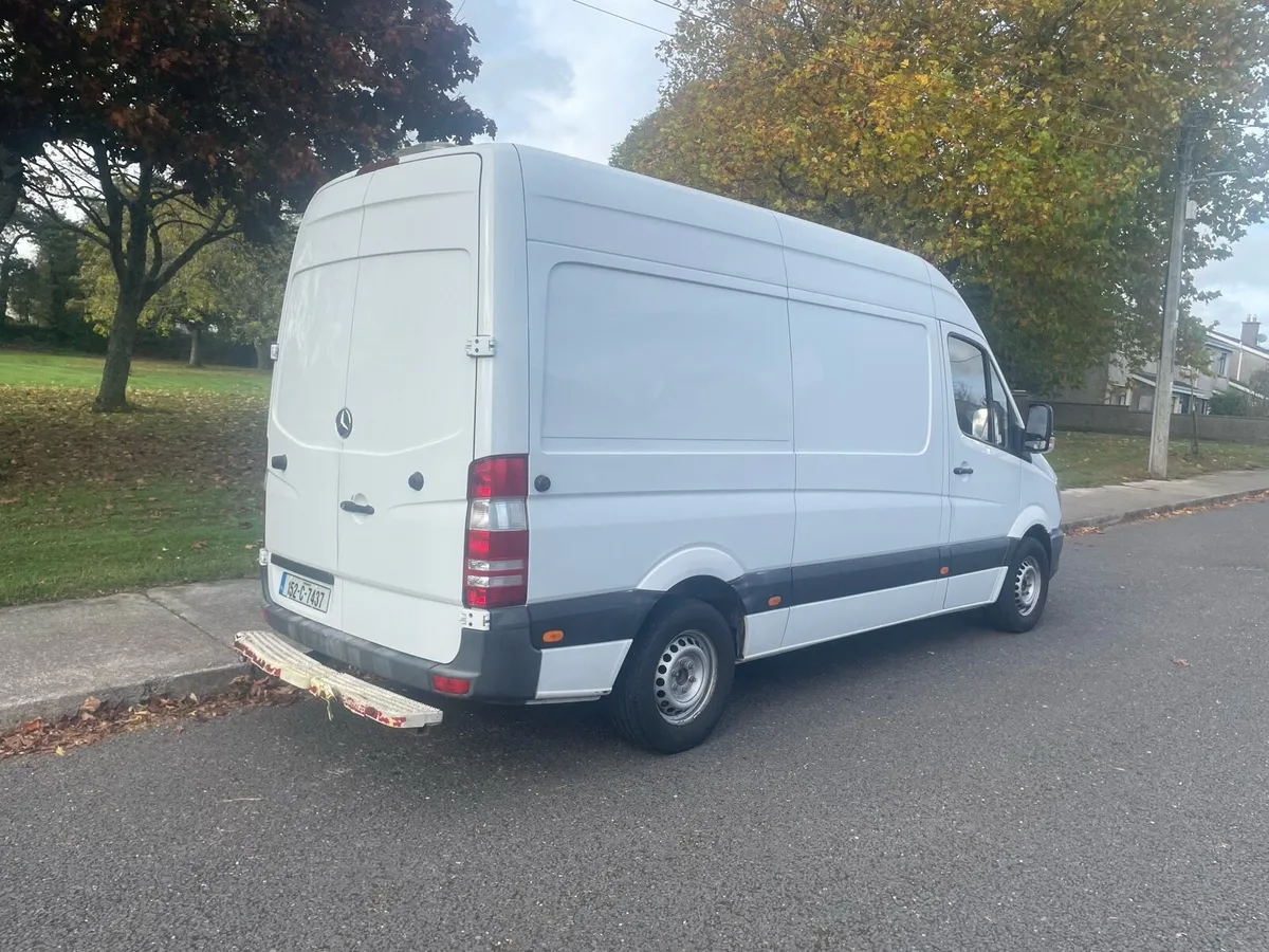 151 Mercedes sprinter doe 04/26 - Image 3