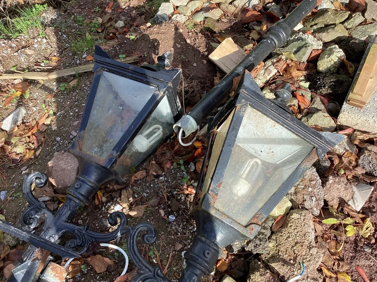 Cast iron lights x6 - Image 4