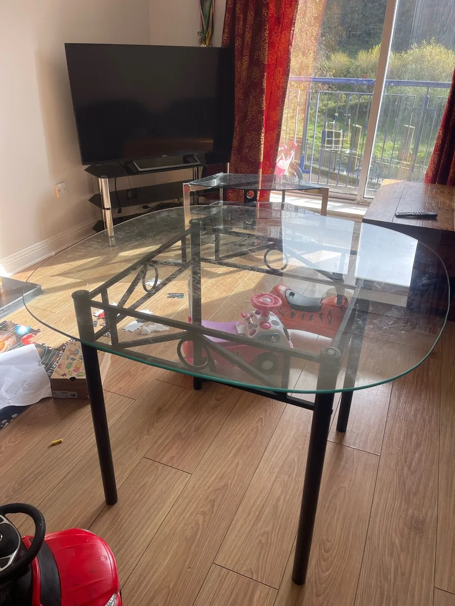 Dining  glass Table Free - Image 3