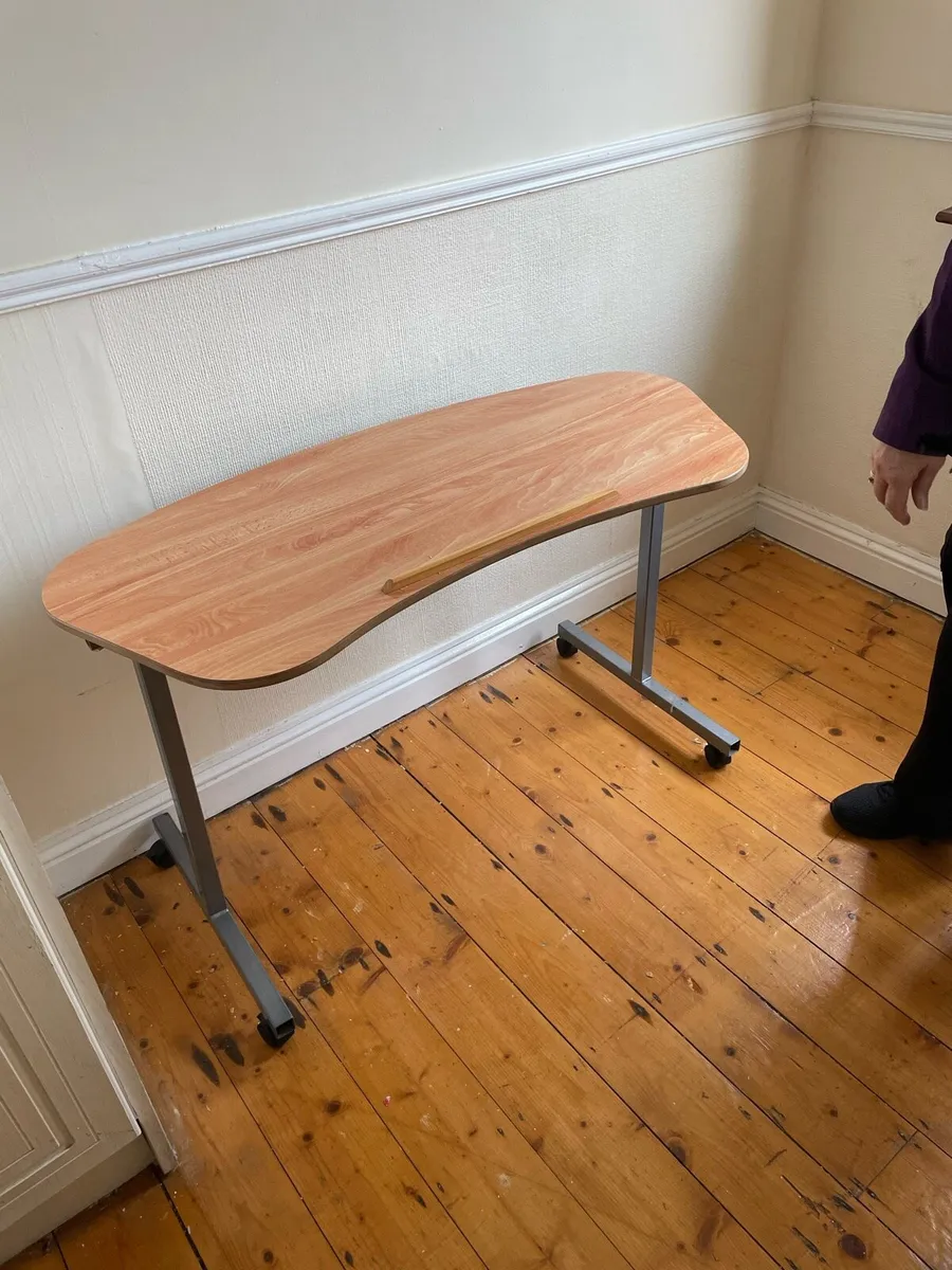 Free Furniture - Image 2