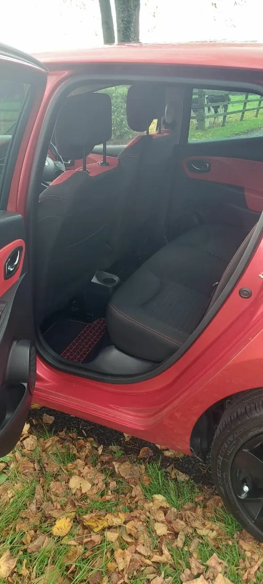 Renault Clio 2014 - Image 4
