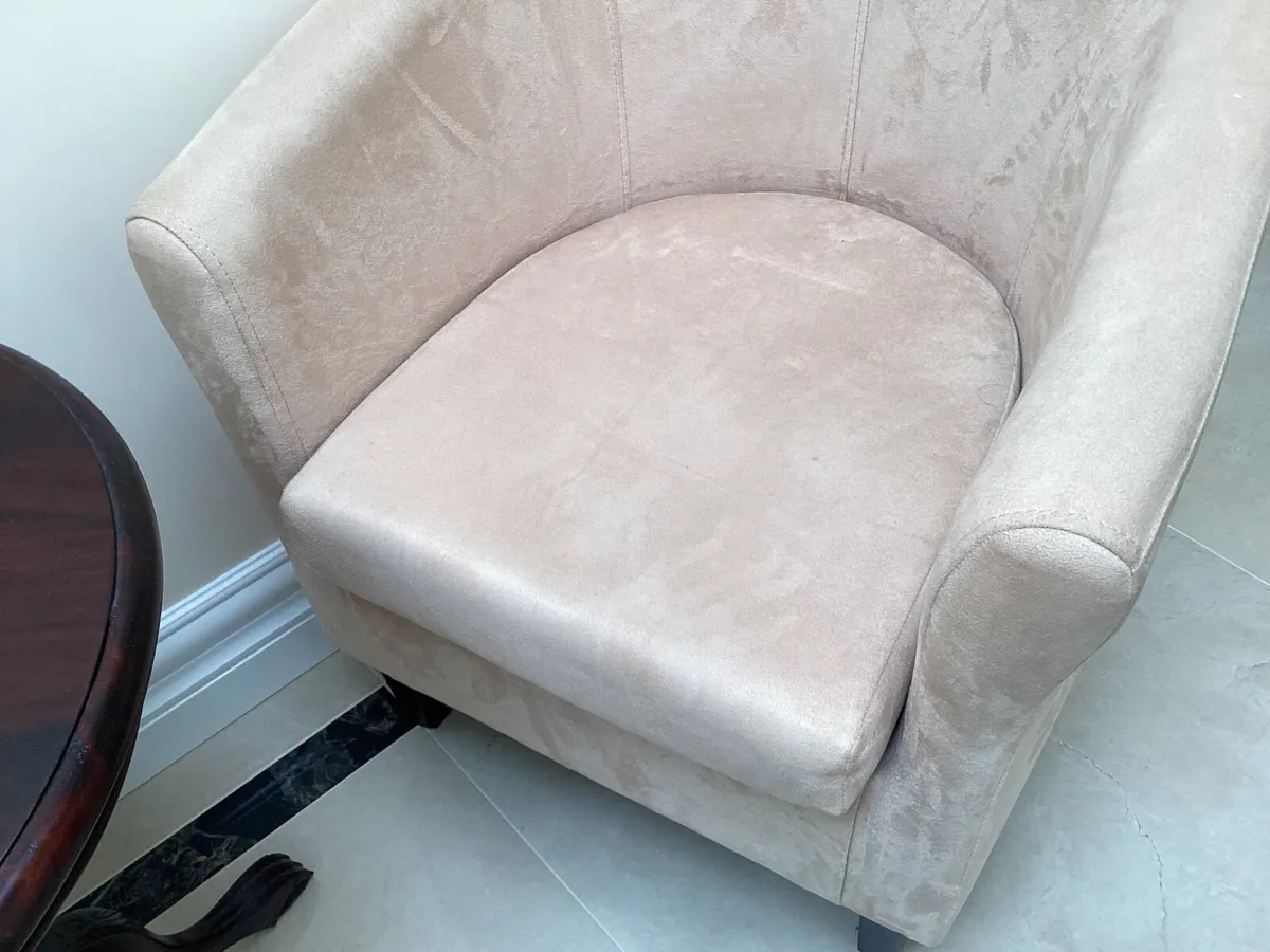 Bucket chair - Image 2