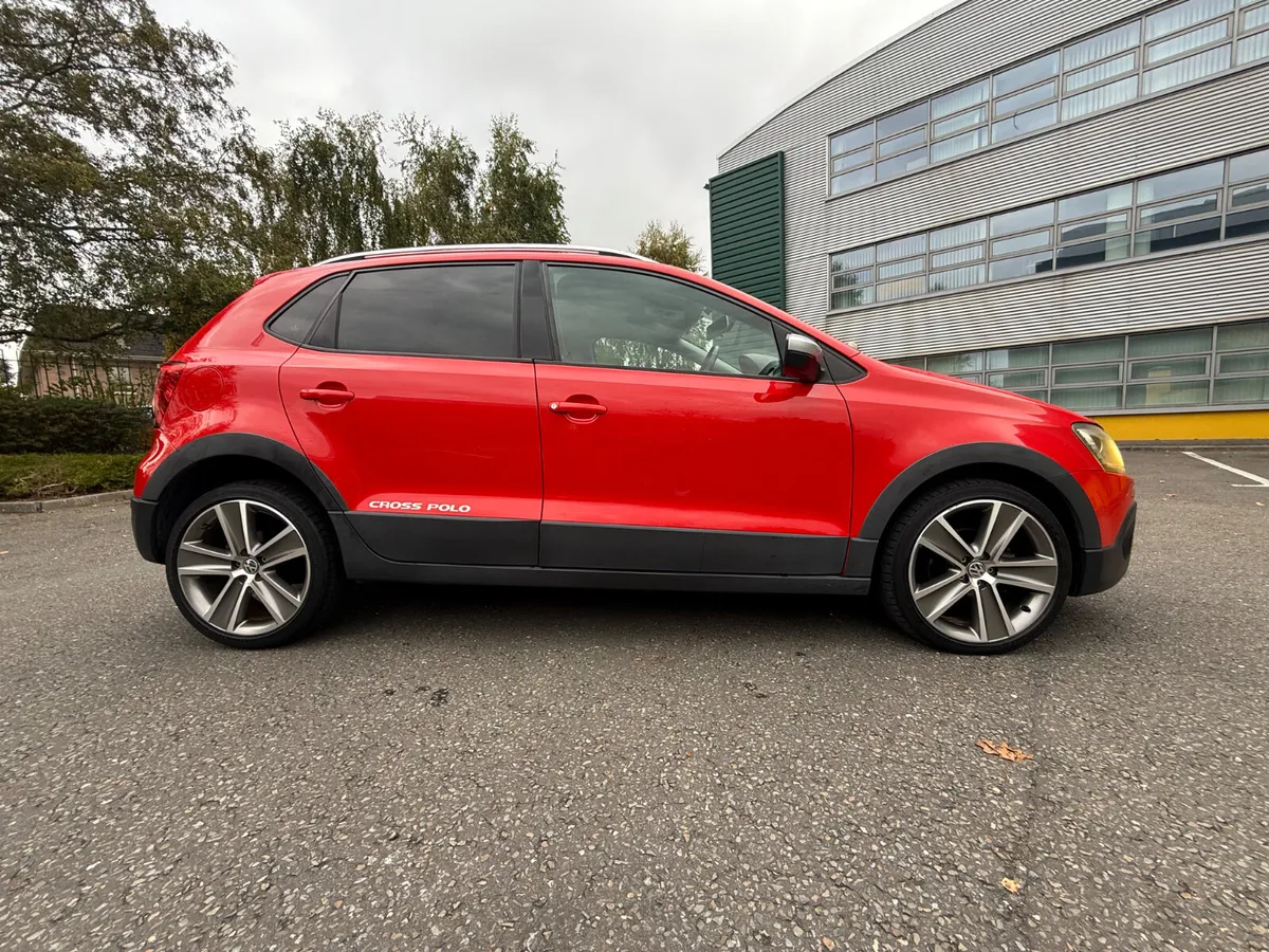 Vw Polo Cross 1.2 TSI DSG High Spec - Image 3