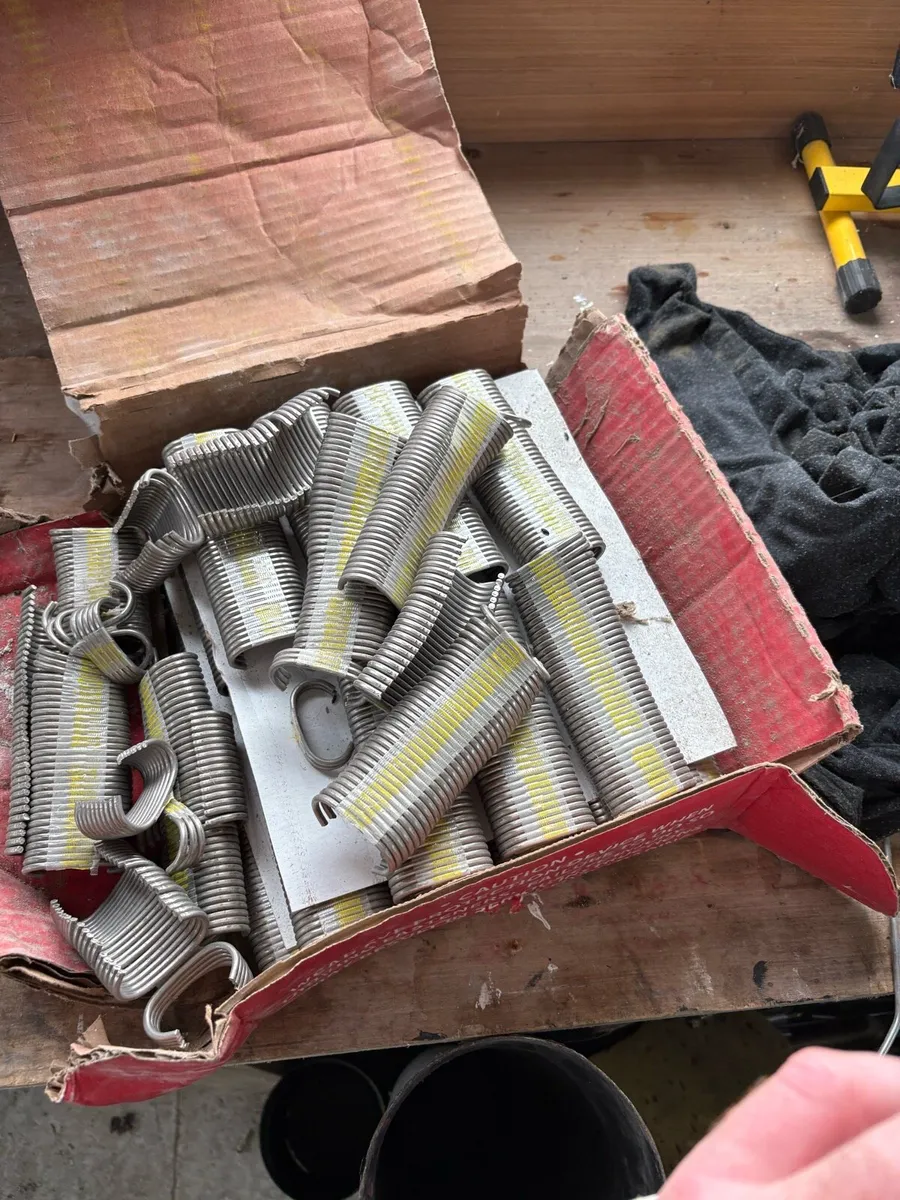 Stanley Spanx hog ring gun - Image 3