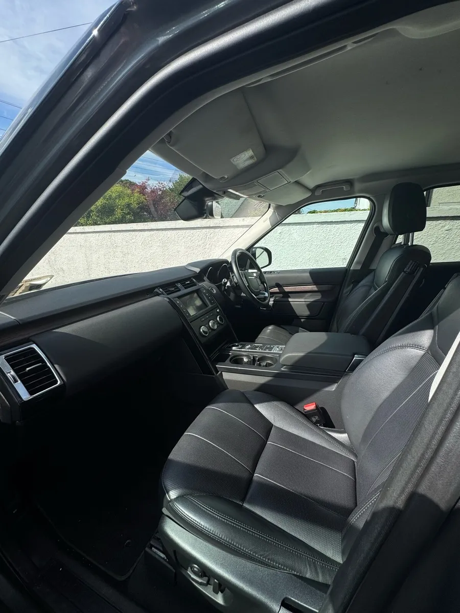 Land Rover Discovery - Image 3