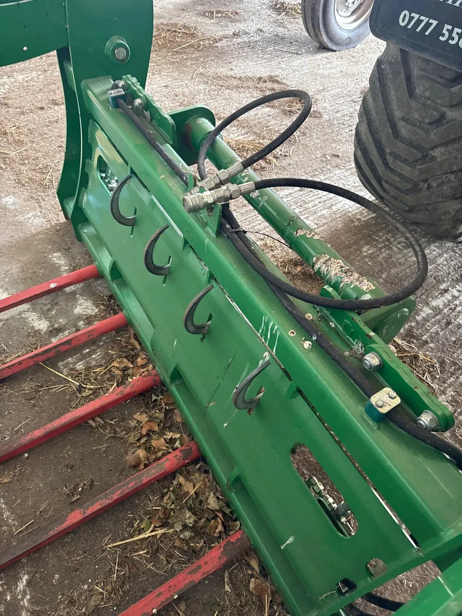 Cashels Bale Splitter - Image 4