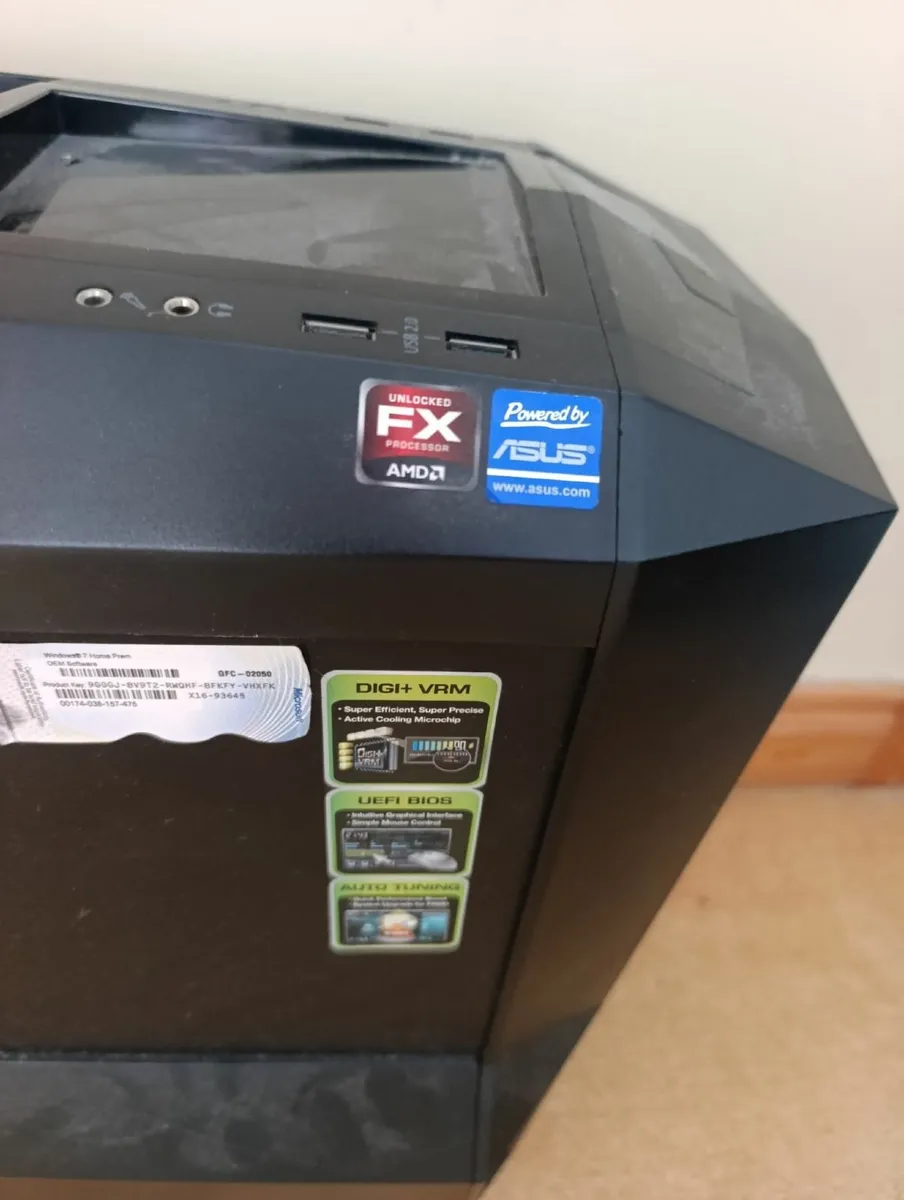 Zalman Z11 Plus case, Asus MB and AMD FX 6100 - Image 1