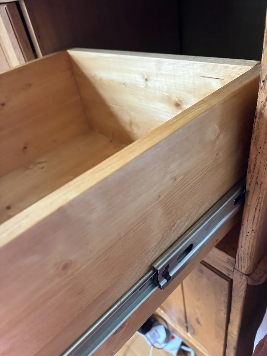Oak chest of drawers - Image 3