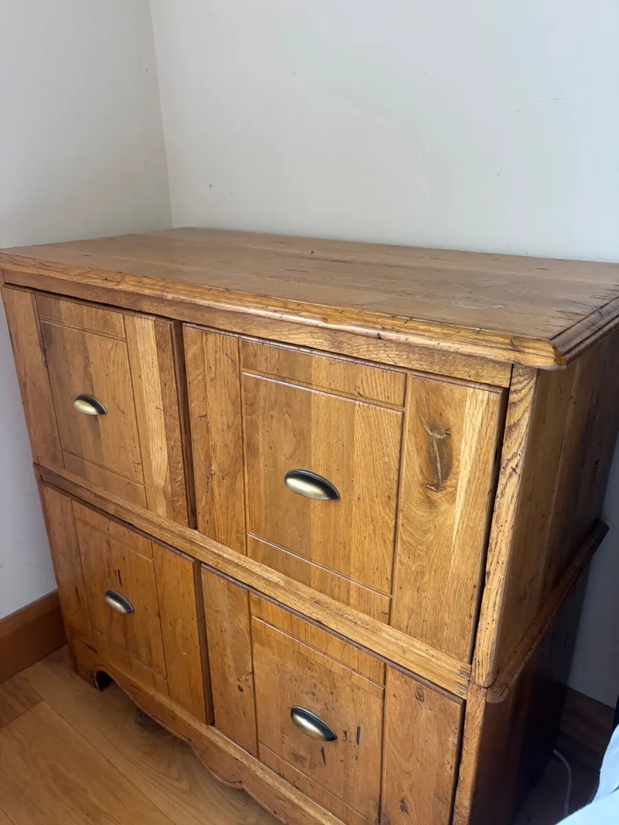 Oak chest of drawers - Image 4