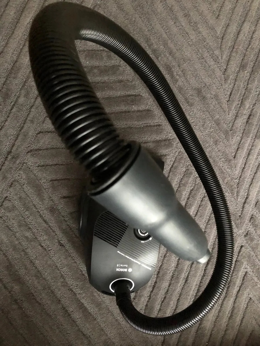 Vacuum cleaner - Image 4