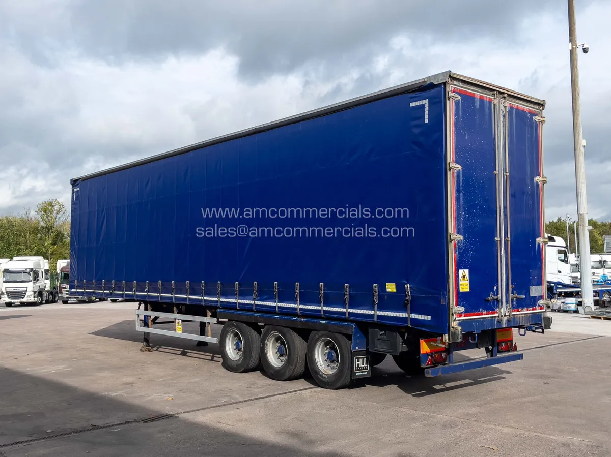 2011 SDC 4725MM TRI AXLE CURTAINSIDE TRAILER - Image 4