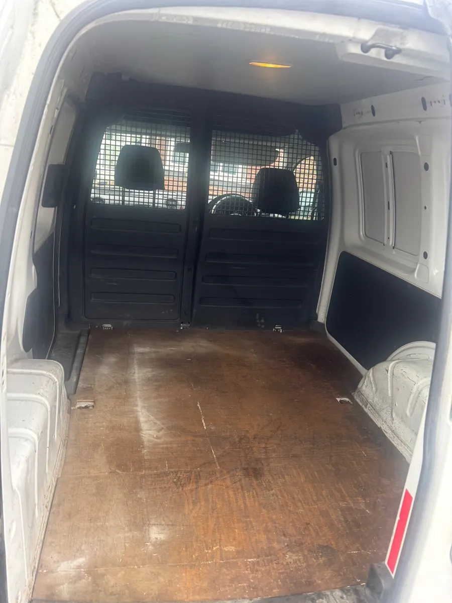 Volkswagen Caddy new test bargain - Image 2