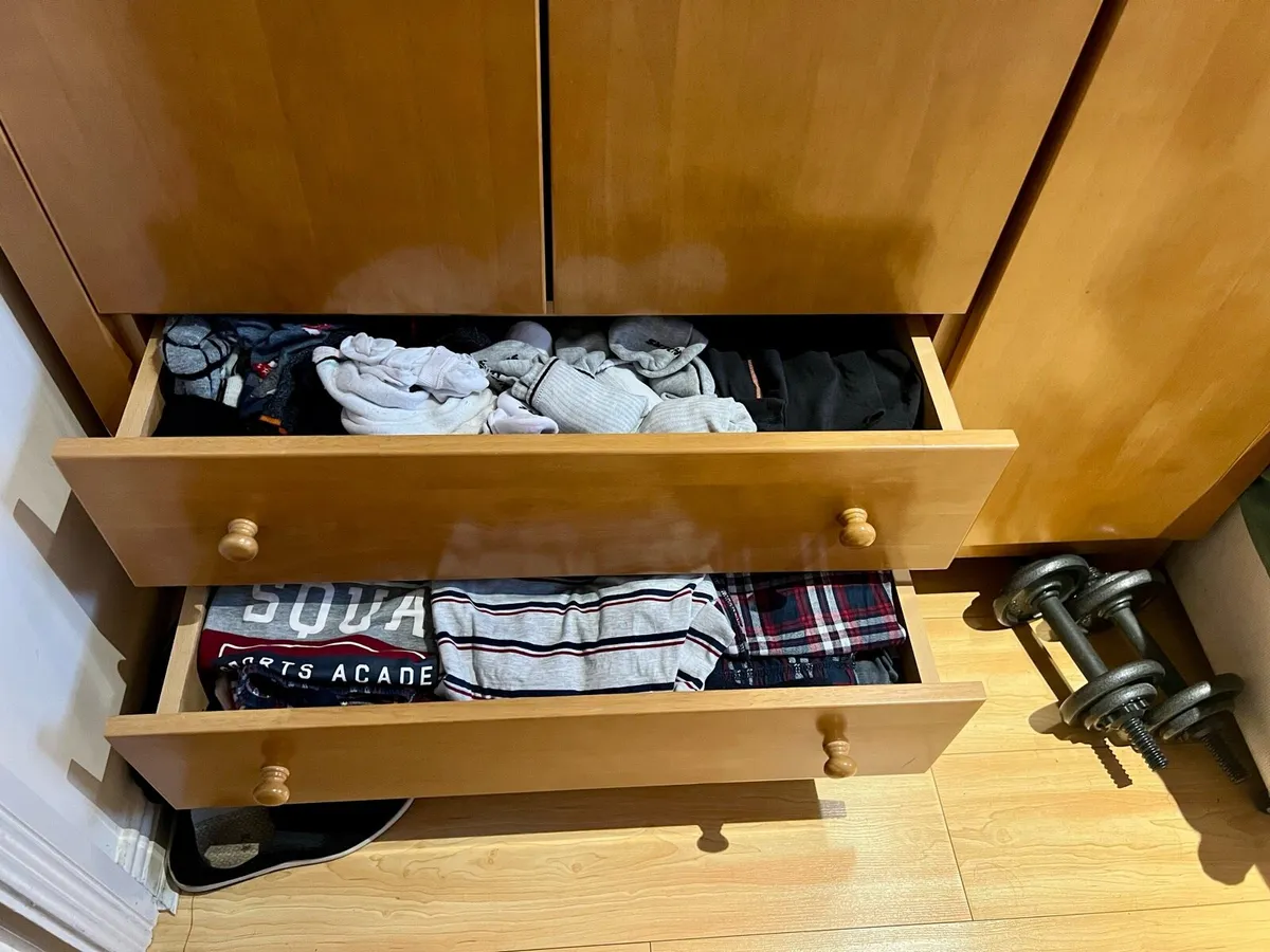 Wardrobe - Image 4