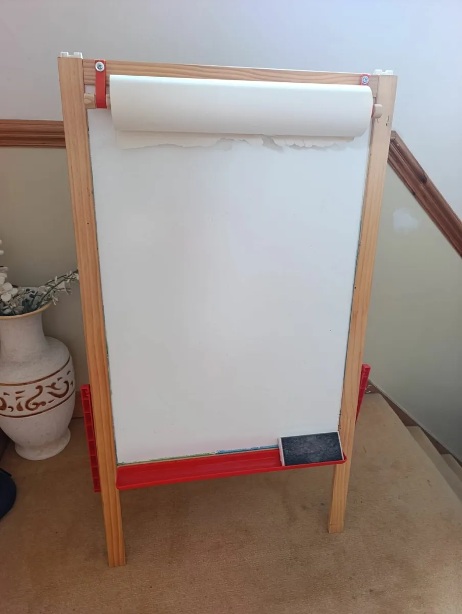 Ikea double sided easel kids FREE - Image 2