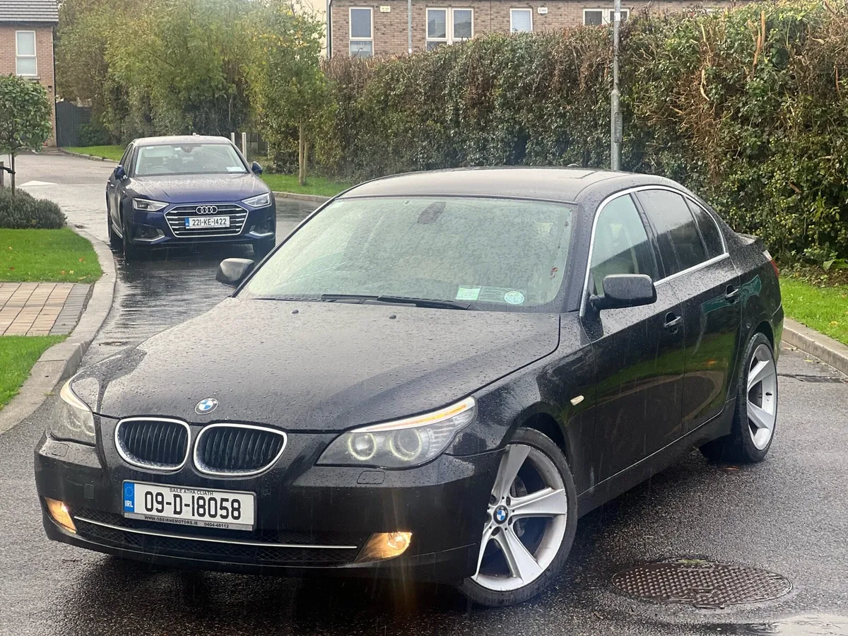 BMW 520D automatic 2009 LCI - Image 3