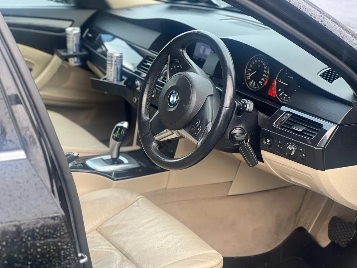 BMW 520D automatic 2009 LCI - Image 4