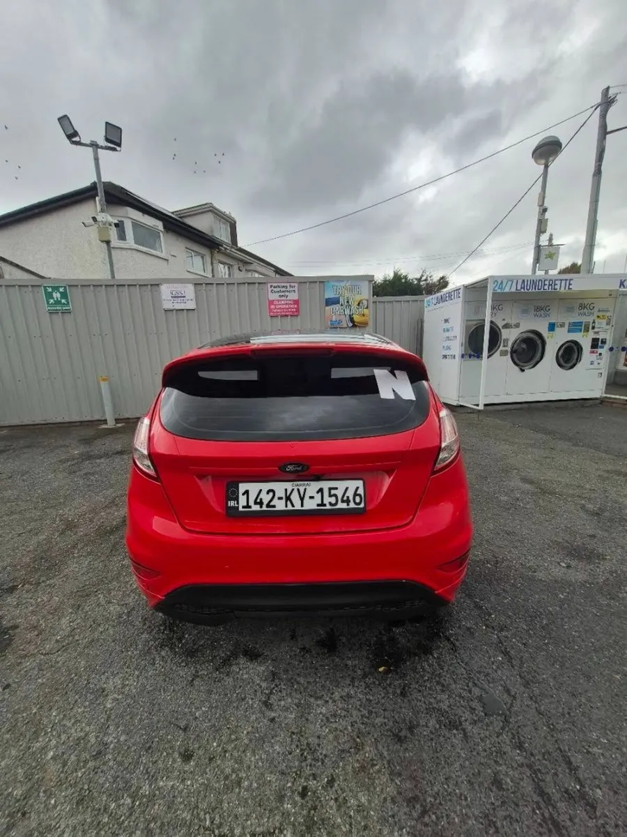 Ford Fiesta S 2014 Limited Edition - Image 3