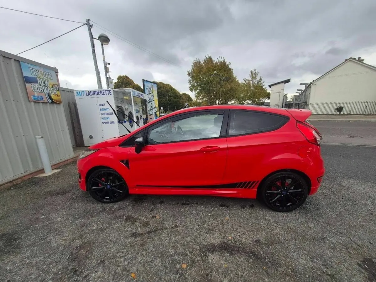 Ford Fiesta S 2014 Limited Edition - Image 1