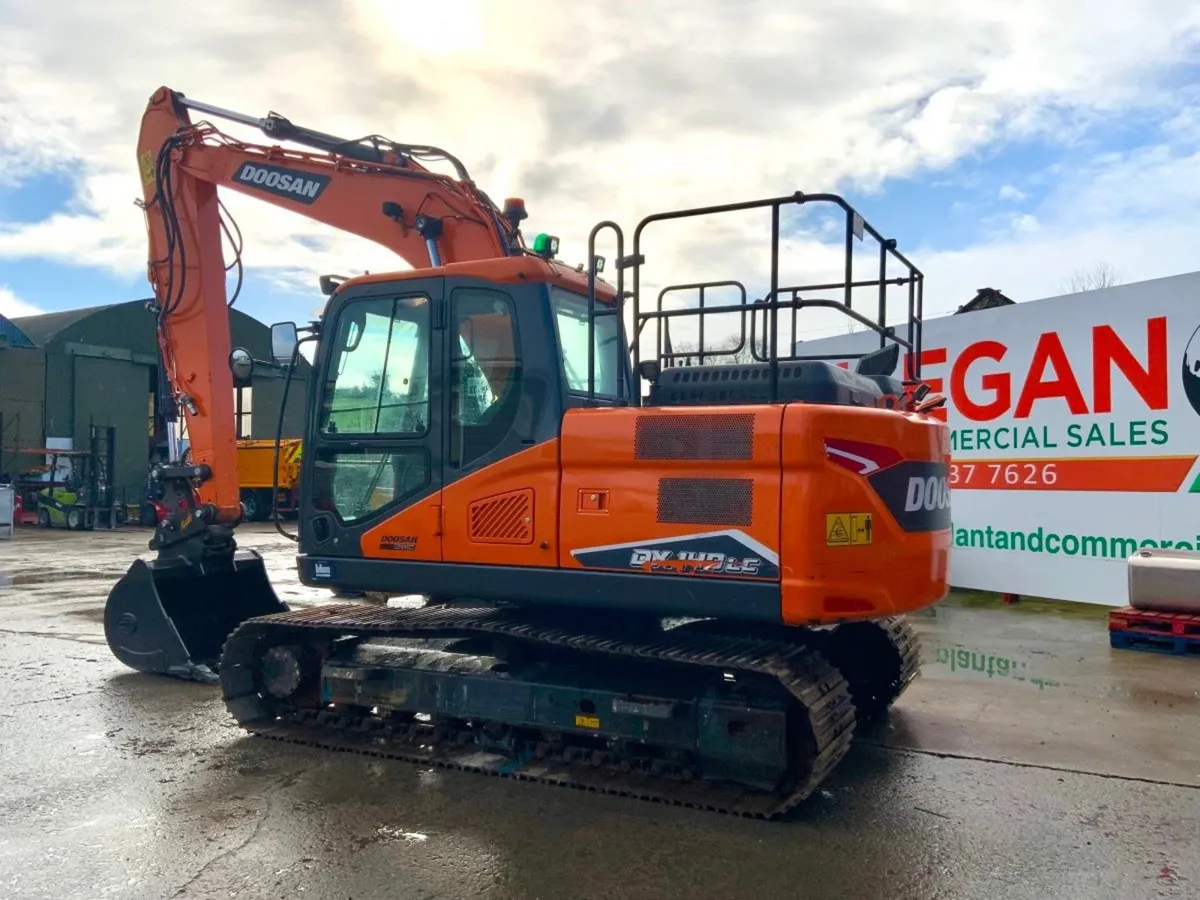 2022 DOOSAN Dx140LC TRACK MACHINE......3925hrs - Image 3