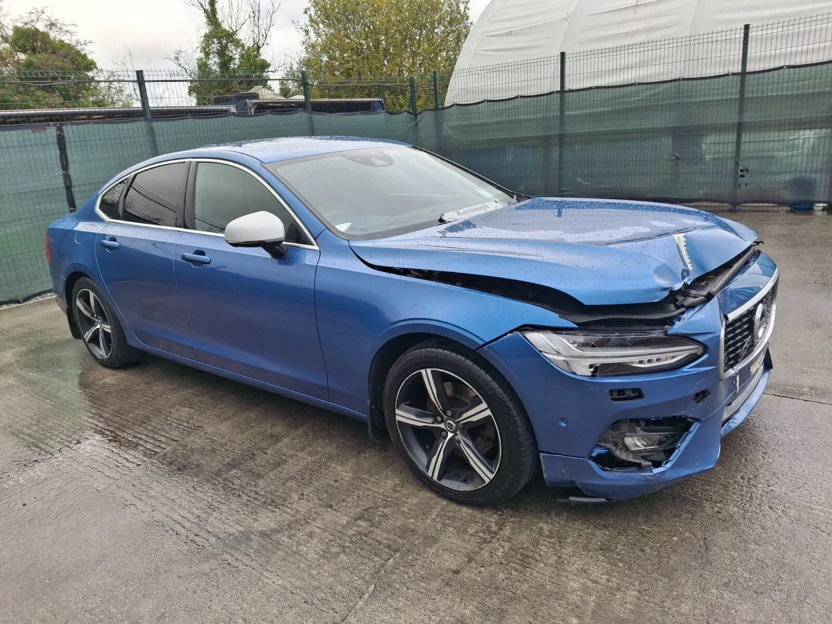 2017 Volvo S90 D3 R Design 2.0 Diesel - Image 3