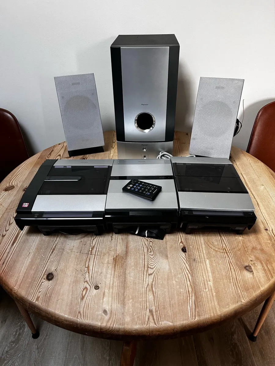 Rare Pioneer CD/Radio Combi set with super whoofer - Image 3