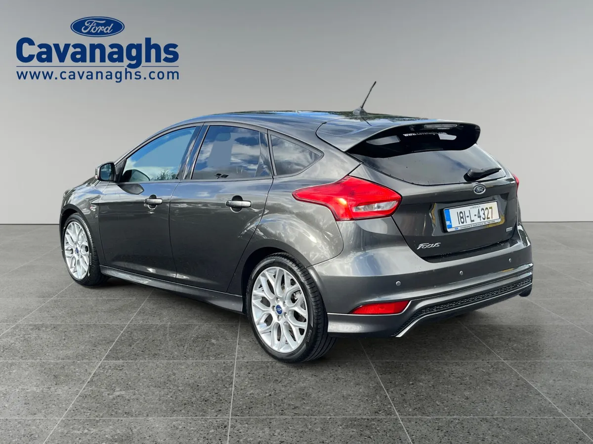 2018 Ford Focus ST-Line 1.0L Ecoboost 125PS - Image 3