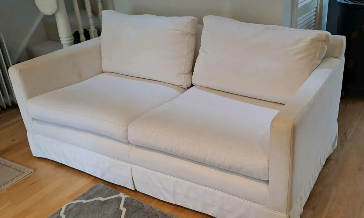 White 2 seater couch - Image 2