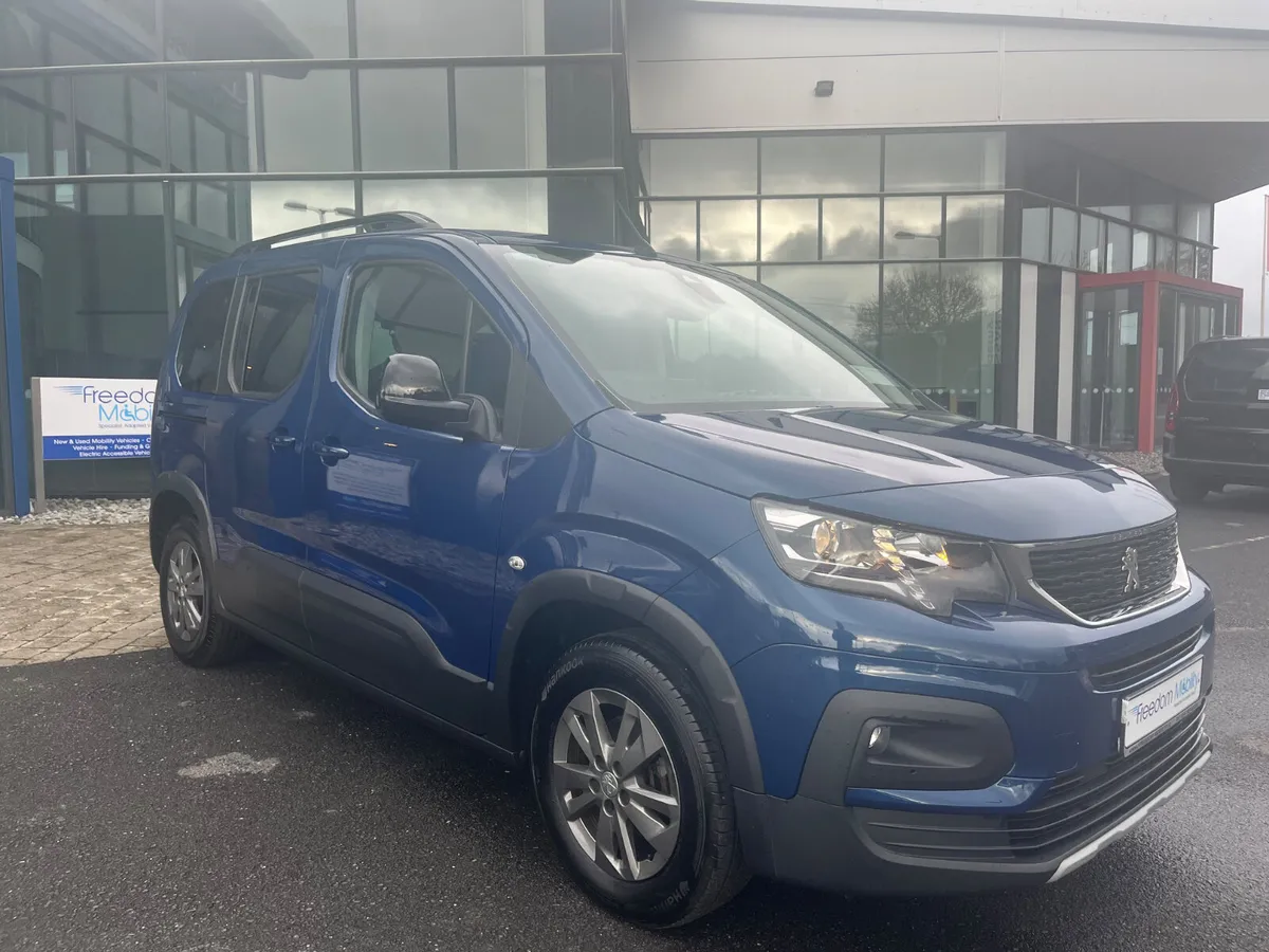 Peugeot Rifter Wheelchair Accessible - Image 1
