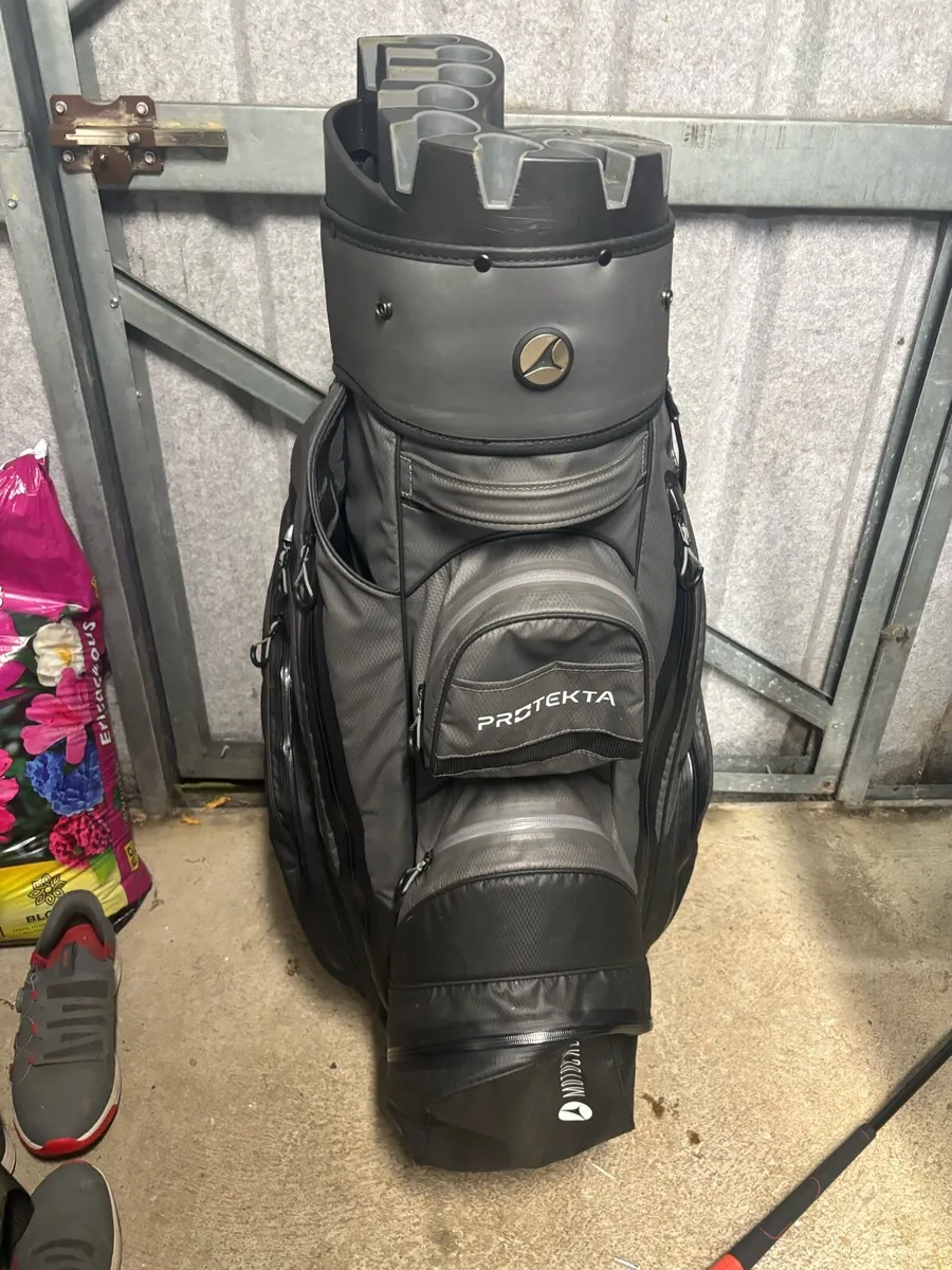 Motocaddy bag - Image 1