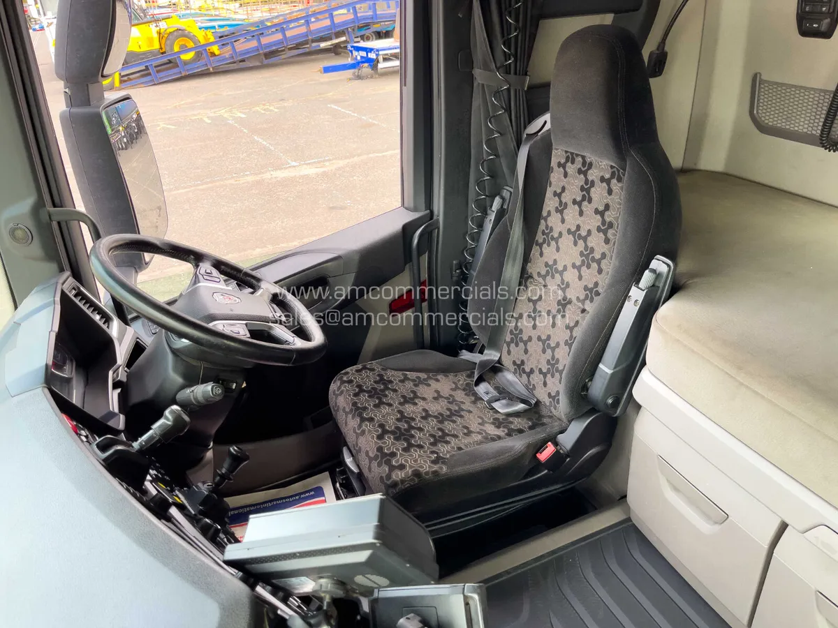 2021 (21) SCANIA R450 XT 32T TIPPER 8X4 - Image 2